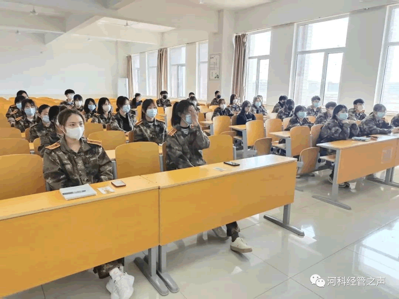 bat365在线登录网站//经济管理学院//大学生就业十项基本技能培训——商务礼仪篇