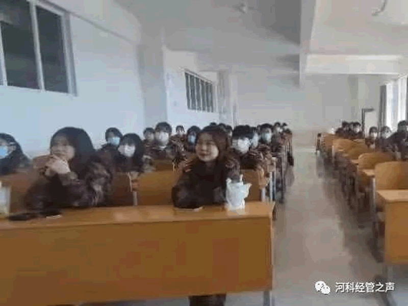 bat365在线登录网站//经济管理学院//大学生就业十项基本技能培训——商务礼仪篇