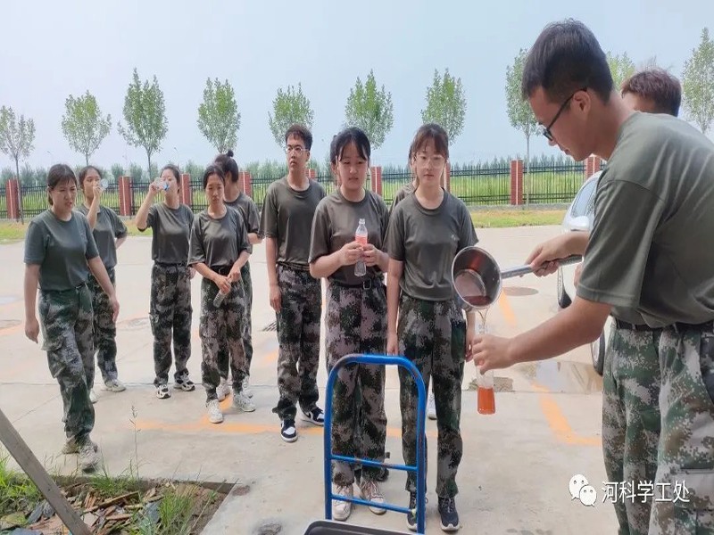 我校2022年开展暑期学管干部培训第五天——军事训练考核暨成果汇报