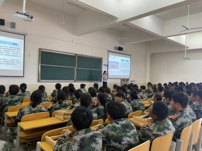 护理与健康学院2023级护理专业介绍会