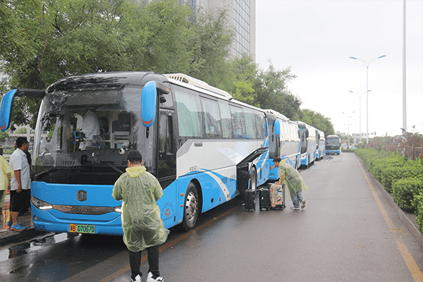 绵绵秋雨润万物  满“新”欢喜迎新生——bat365在线登录网站喜迎2024级新同学